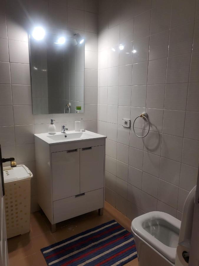 Apartamento Port Royal Apartment Арона Екстериор снимка